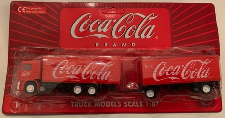 10226-1 € 12,50 coca cola vrachtwagen rood wit ca 18 cm.jpeg